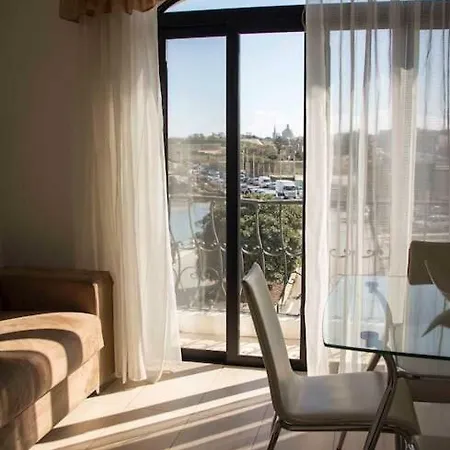 Διαμέρισμα Nicely With Sea View Gzira